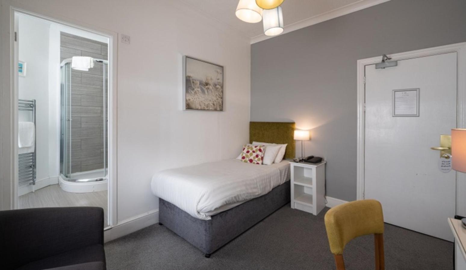 The Cliff Hotel & Spa Cardigan Esterno foto